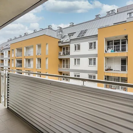 Cosy Close To The Center With Parking Garage Daire Budapeşte