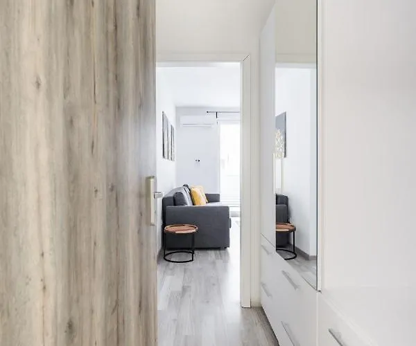 Cosy Close To The Center With Parking Garage Daire Budapeşte
