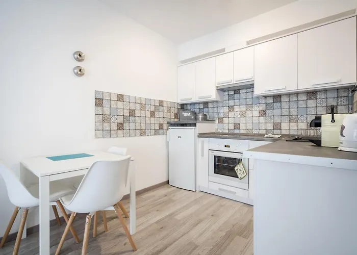 Daire Cosy Close To The Center With Parking Garage