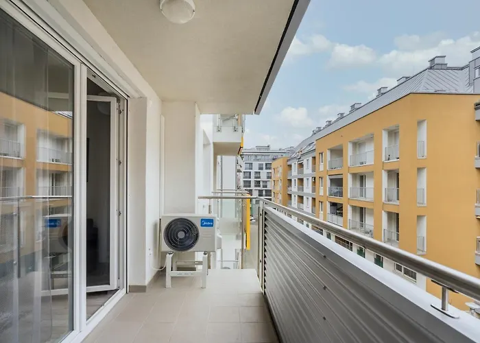 Cosy Close To The Center With Parking Garage